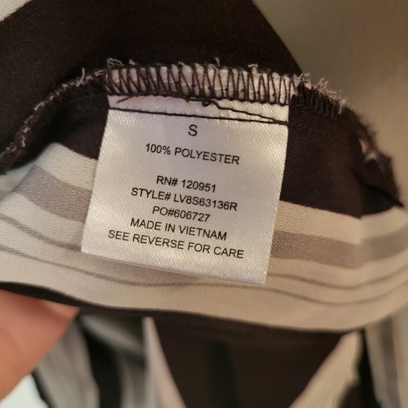 Olive and Oak Anthropology Long Blouse Button Up Shirt Black and Grey St… - Picture 8 of 10